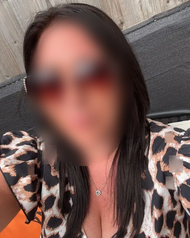 Vanessa - Image 6